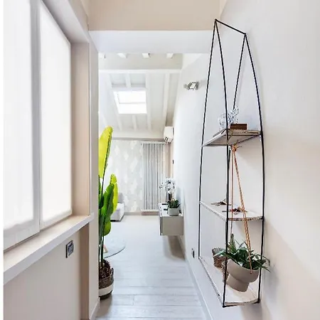 House Cavour 24 In The Heart Of Downtown Parma * Parma