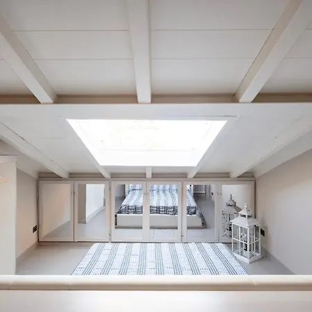 House Cavour 24 In The Heart Of Downtown Parma Apartament Parma