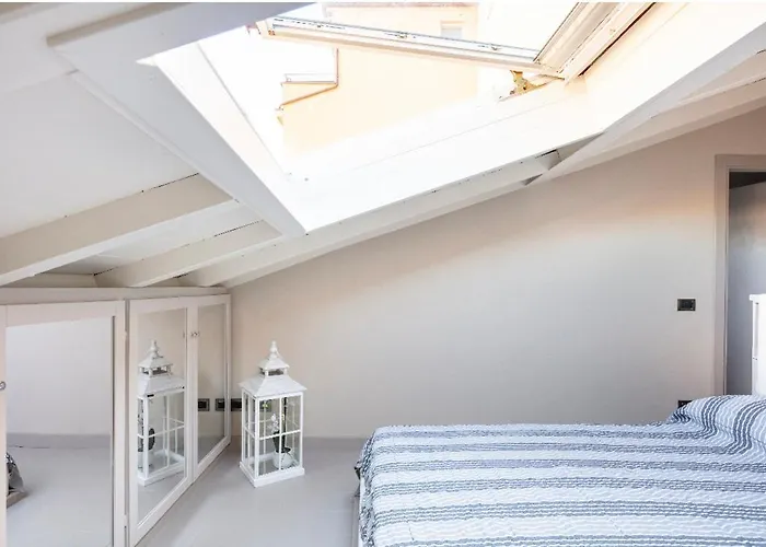 Apartment House Cavour 24 In The Heart Of Downtown *