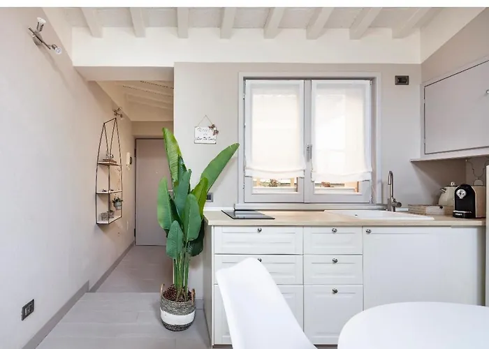 House Cavour 24 In The Heart Of Downtown * Πάρμα