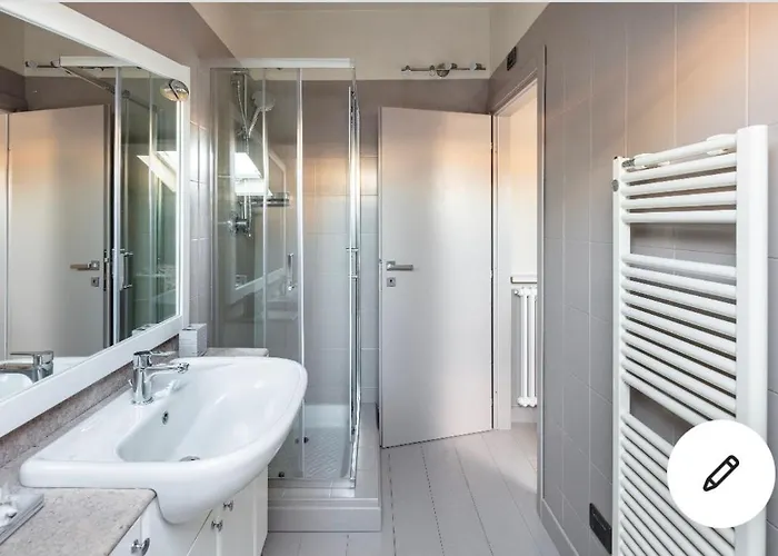 House Cavour 24 In The Heart Of Downtown *