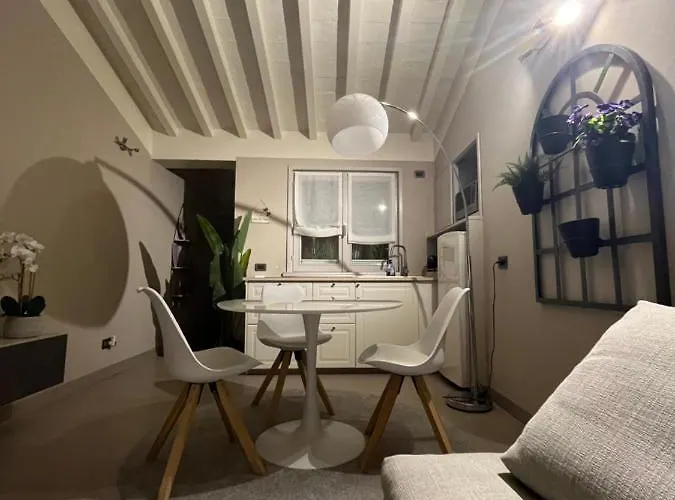 House Cavour 24 In The Heart Of Downtown *